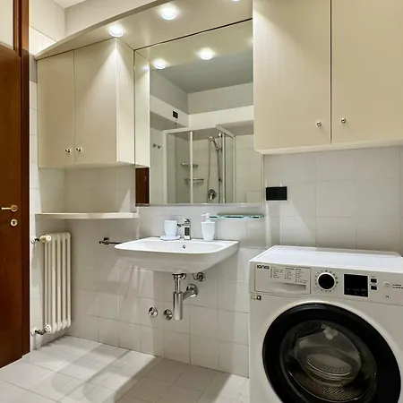 La Libellula - Parcheggio Gratuito Apartment Alba (Piedmont)