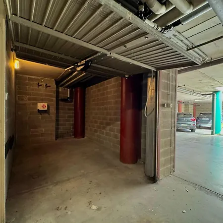 La Libellula - Parcheggio Gratuito * Alba (Piedmont)